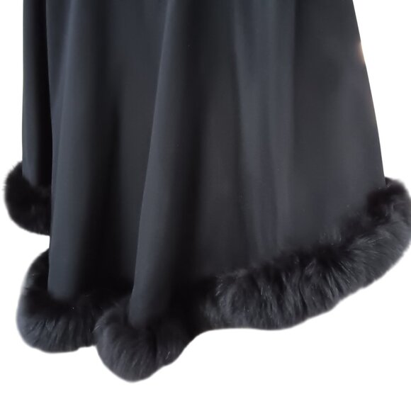 Sofia Cashmere Lined Cape/Coat with Finland Fox Fur NWT - Picture 4 of 8